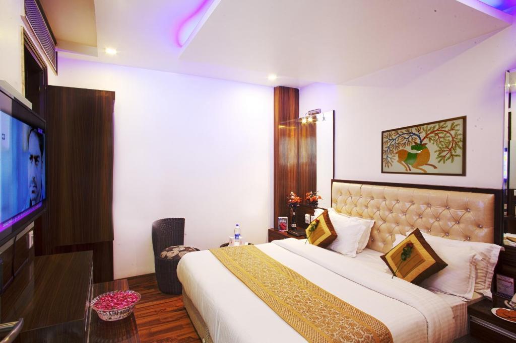 Hotel Delhi 55 -City Center Ню Делхи Стая снимка